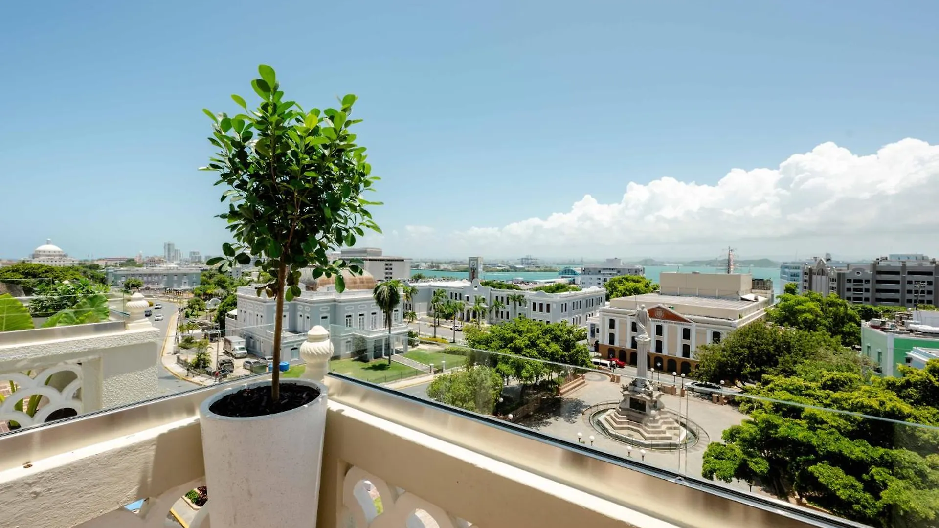 Alma San Juan Hotel 4*,
